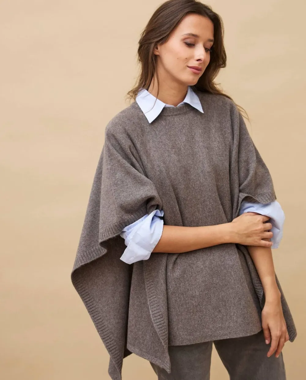 Acanthe Poncho col rond 100% cachemire Taupe Best Sale