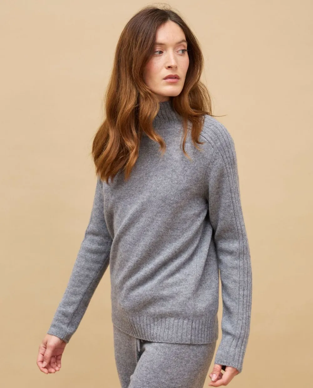 Acanthe Pull col montant côtes gris moyen 100% cachemire Grismoyen Online