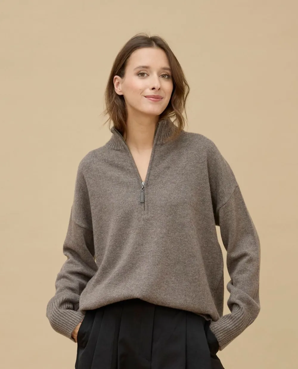 Acanthe Pull col zippé loose 100% cachemire Taupe Sale