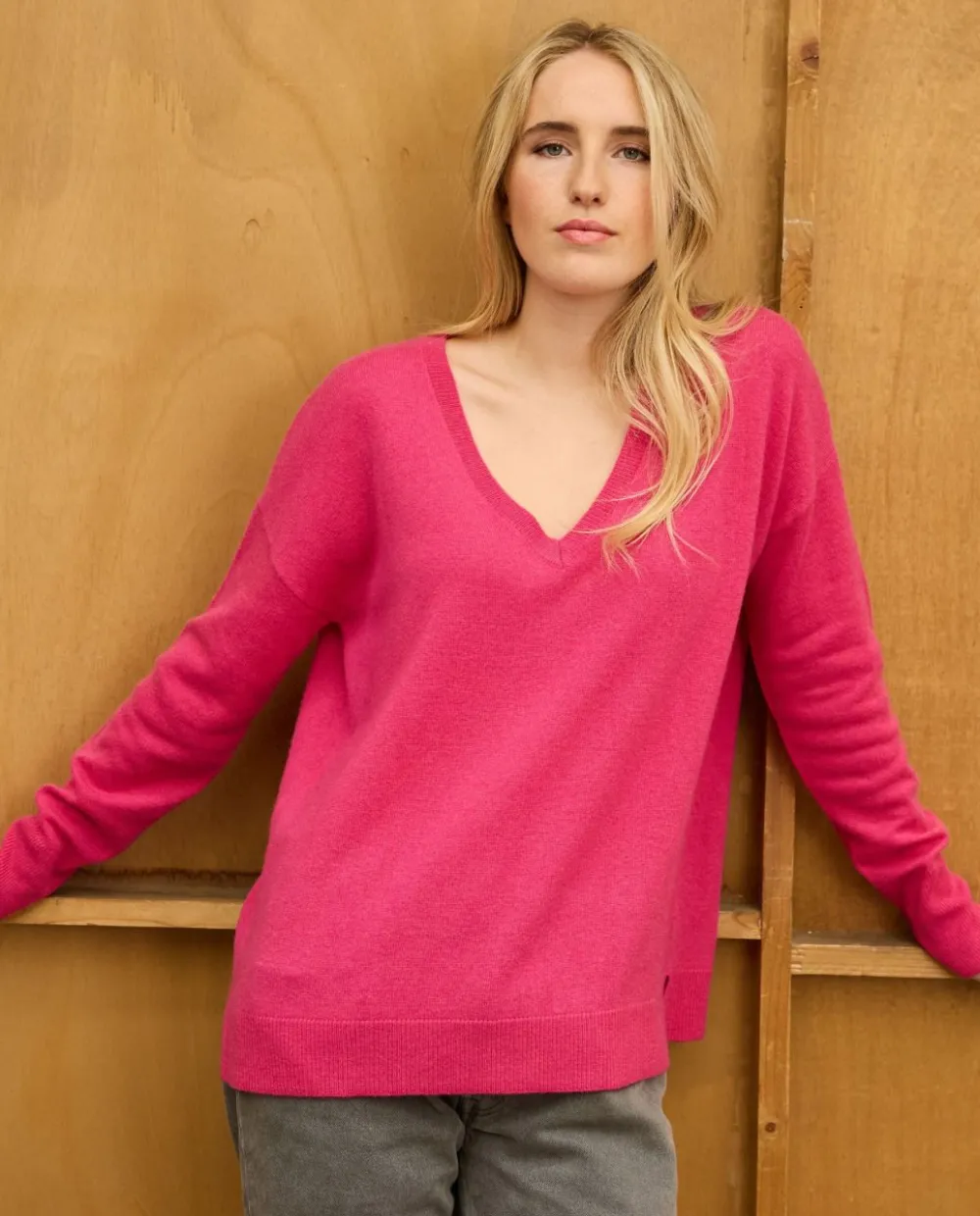 Acanthe Pull V loose 100% cachemire Fushia Clearance